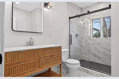 369 Vanderbilt Parkway, Dix Hills, NY 11746 - Photo 35