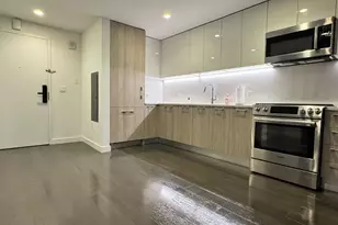 131-03 40th Rd, Flushing, NY 11354 - Photo 3