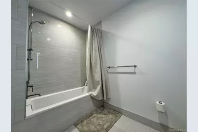 131-03 40th Road #16D, Flushing, NY 11354 - Photo 9