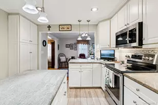 251 Hamilton Ave, Massapequa, NY 11758 - Photo 13