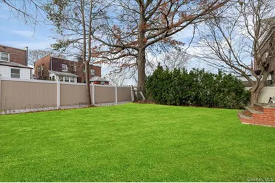 82-06 166 Street, Jamaica, NY 11432 - Photo 5