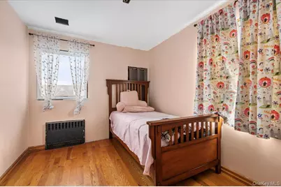 82-06 166 Street, Jamaica, NY 11432 - Photo 15