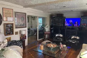 27 Birch Ln, Valley Stream, NY 11581 - Photo 9