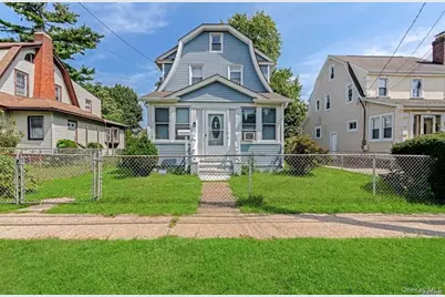 19 Hamilton, Hempstead, NY 11550 - Photo 1