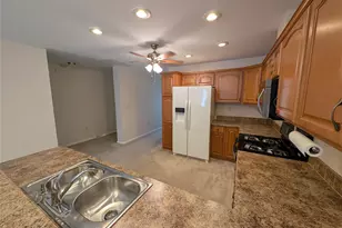 201 Brittany Terrace, Rock Tavern, NY 12575 - Photo 7