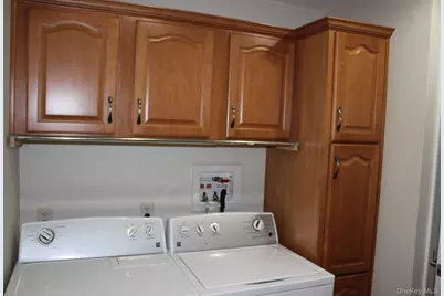 201 Brittany Terrace #201, Rock Tavern, NY 12575 - Photo 19