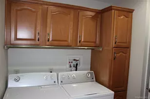 201 Brittany Terrace, Rock Tavern, NY 12575 - Photo 19