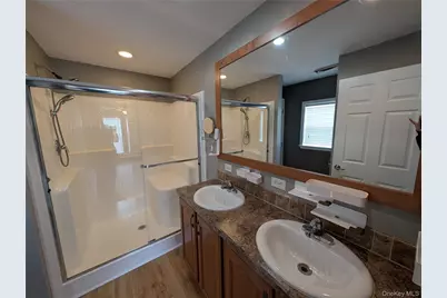 201 Brittany Terrace #201, Rock Tavern, NY 12575 - Photo 13