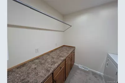201 Brittany Terrace #201, Rock Tavern, NY 12575 - Photo 21