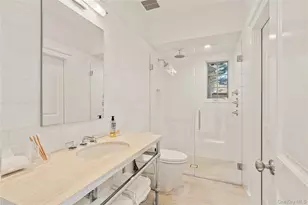 8 Serenite Ln, Muttontown, NY 11791 - Photo 25