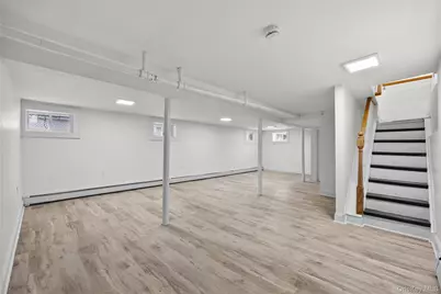 11512 197th Street, Saint Albans, NY 11412 - Photo 21