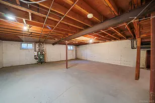 126 W 3rd St, Deer Park, NY 11729 - Photo 37