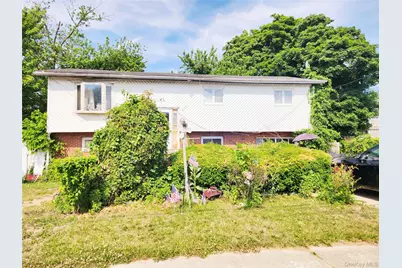 1090 Pinebrook, West Hempstead, NY 11552 - Photo 1