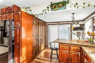 135-39 Hook Creek Blvd, Rosedale, NY 11422 - Photo 9