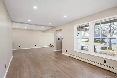 41 Embargo Place, North Babylon, NY 11703 - Photo 13