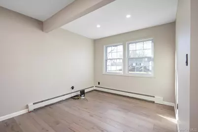 41 Embargo Place, North Babylon, NY 11703 - Photo 5