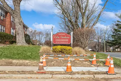 235 N Middletown Road #E, Pearl River, NY 10965 - Photo 23