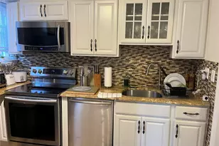 538 E Park Ave, Long Beach, NY 11561 - Photo 5