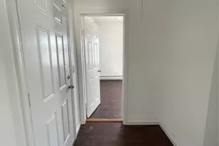 70 Dobbs Ferry Rd, White Plains, NY 10607 - Photo 17