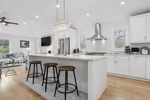 4 Chestnut Ln, East Quogue, NY 11942 - Photo 21