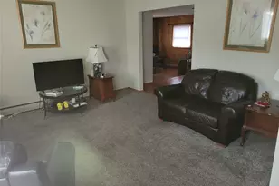 65 Marie St, Lindenhurst, NY 11757 - Photo 3