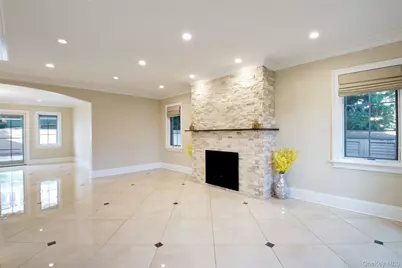 54-16 252nd Street, Little Neck, NY 11362 - Photo 5