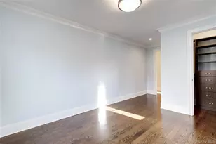 54-16 252nd St, Little Neck, NY 11362 - Photo 23