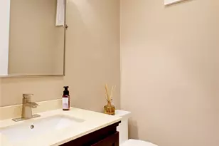 54-16 252nd St, Little Neck, NY 11362 - Photo 33