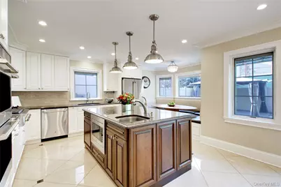 54-16 252nd Street, Little Neck, NY 11362 - Photo 11