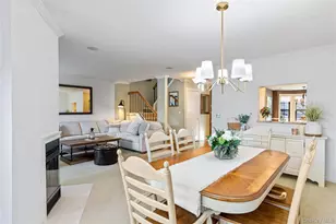 17 Sutton Pl, Islip, NY 11751 - Photo 15