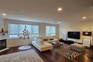 171 Great Neck Rd, Great Neck, NY 11021 - Photo 9