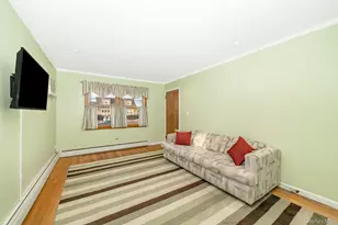 242 N Pine St, Massapequa, NY 11758 - Photo 9