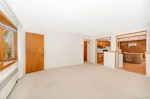 242 N Pine St, Massapequa, NY 11758 - Photo 3