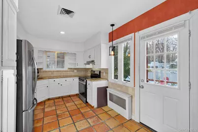 29 Walton Drive, Mahopac, NY 10541 - Photo 7