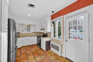 29 Walton Dr, Mahopac, NY 10541 - Photo 7