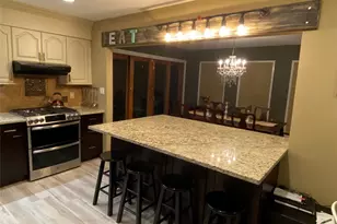 17 Sterling Dr, Lake Grove, NY 11755 - Photo 7