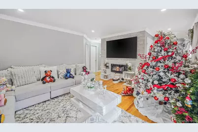 31 Southaven Avenue, Mastic, NY 11950 - Photo 7