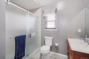 31 Southaven Ave, Mastic, NY 11950 - Photo 21