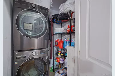 31 Southaven Avenue, Mastic, NY 11950 - Photo 27