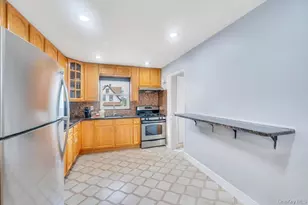 1316 Standard Ave, Elmont, NY 11003 - Photo 15