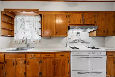 41-29 248th Street, Little Neck, NY 11363 - Photo 9