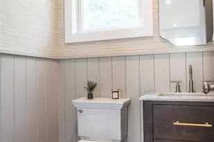 550 Madison Ave, Greenport, NY 11944 - Photo 15