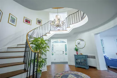 10 Hidden Pond, Muttontown, NY 11545 - Photo 5