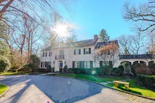 10 Hidden Pond, Muttontown, NY 11545 - Photo 3