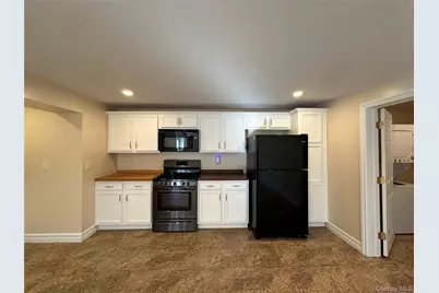 27 Meadow Street, Newburgh, NY 12550 - Photo 7