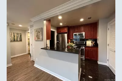 2002 Vista View Drive #2002, Farmingville, NY 11738 - Photo 3