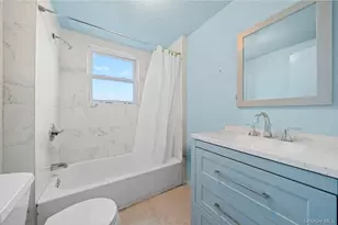 225 Windsor Pkwy, Hempstead, NY 11550 - Photo 15