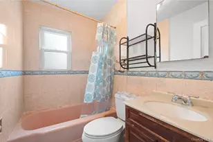 225 Windsor Pkwy, Hempstead, NY 11550 - Photo 11