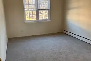 8 Colonial Rd, Beacon, NY 12508 - Photo 9