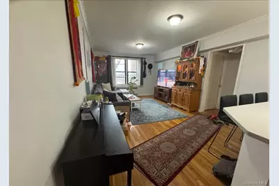 65-39 108 Street #E6, Forest Hills, NY 11375 - Photo 9